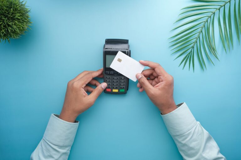 Les systèmes de bornes de paiement sans contact sont-ils sécurisés ?